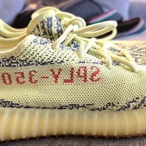 Adidas YEEZY Boost 350 V2 Semi Frozen Yellow Mens Sz. 9 BEAUTIFUL!!